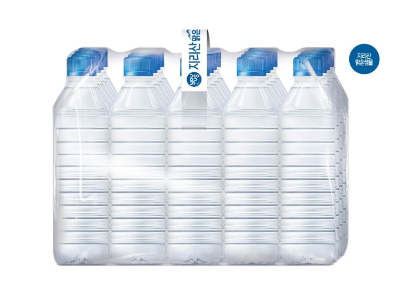 GS리테일에서 무라벨로 생산하는 유어스지리산맑은샘물 500ML/사진제공=GS리테일