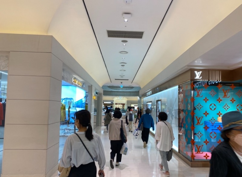 1일, 서울에 위치한 백화점 명품관 모습. / 사진제공 = 본사취재