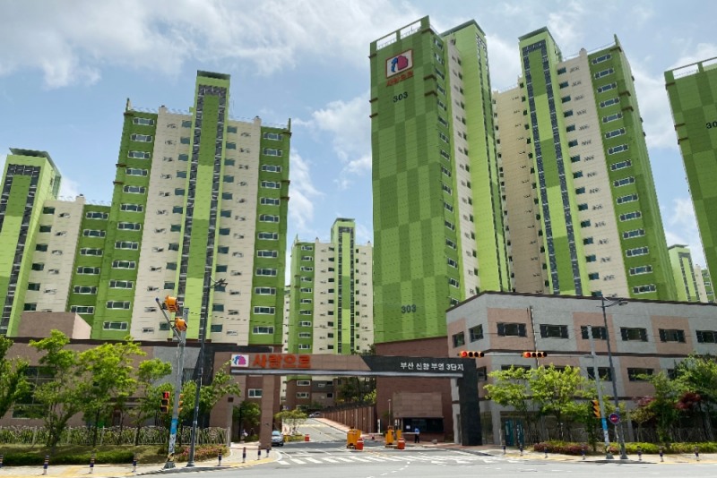 '부산신항 3·4단지 사랑으로 부영' 임대 아파트 전경. / 사진=부영그룹