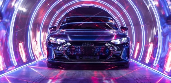 아우디 e-트론 GT.