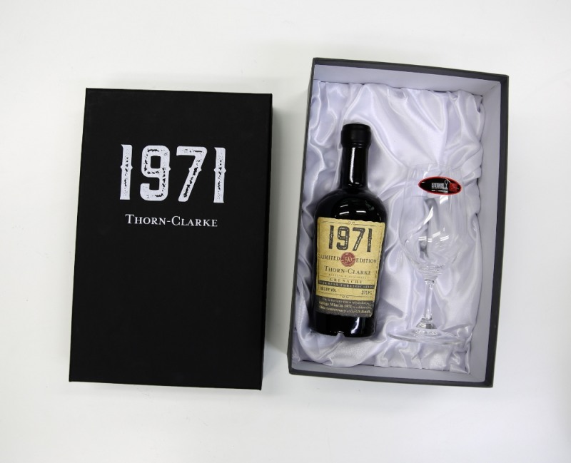 GS25의 숙성 주정 강화 와인 '1971' 기획세트/사진제공=GS리테일