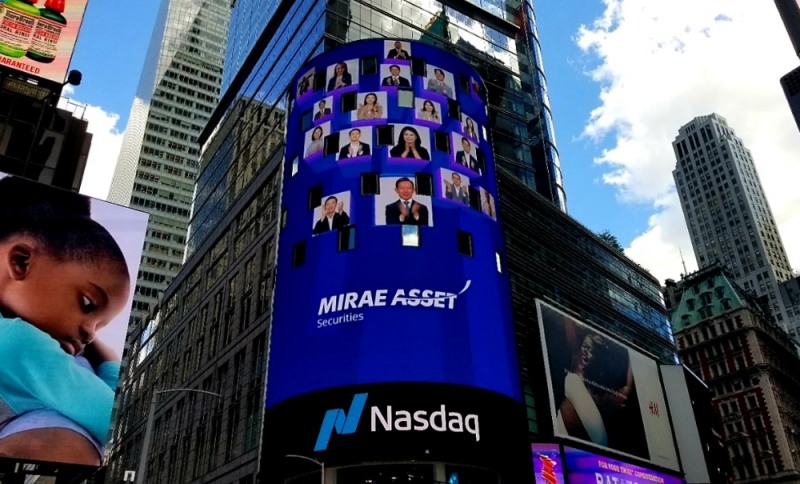 미국 나스닥 '클로징 벨' 타종 행사 / 사진제공= 미래에셋증권