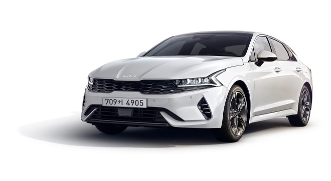 2022년형 K5 하이브리드.