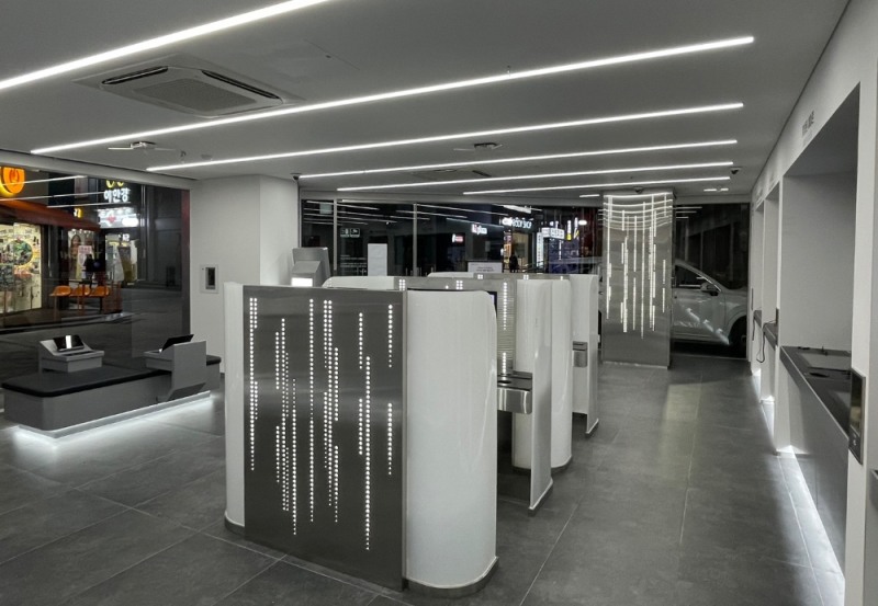 U+언택트스토어 광주 충장로점 내부 전경. 사진=LG유플러스