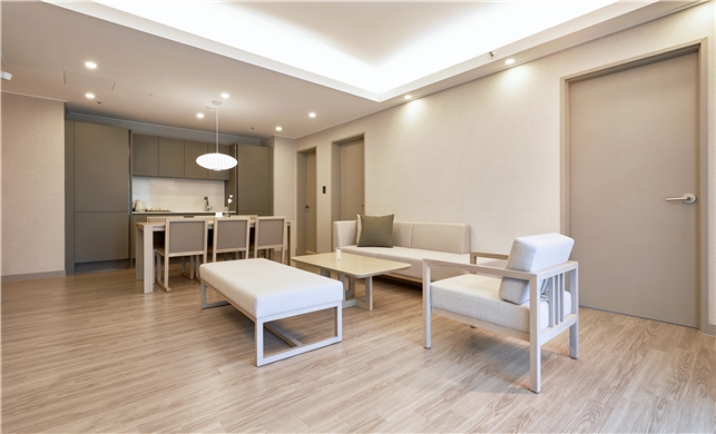 ‘동강시스타 리조트’리노베이션 스위트룸 모습. / 사진=SM그룹