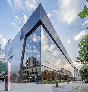 기아 강서 플래그십 스토어 전경.