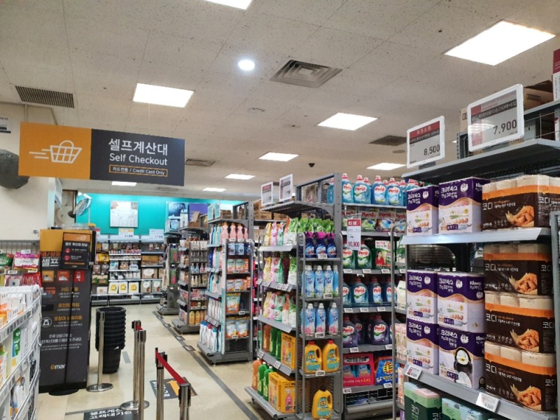 수도권에 위치한 대형마트/사진제공=본사취재