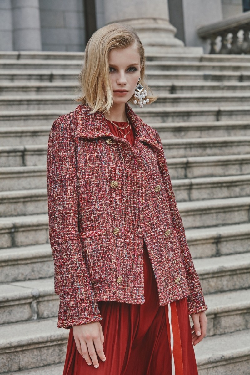 CJ온스타일 ‘칼라거펠트 파리스’ 가 엠에이치티와 가을 신상품을 선보인다./사진제송=CJ온스타일