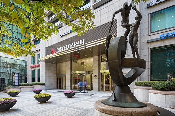 코람코자산운용 사옥 외관. / 사진제공=코람코자산신탁