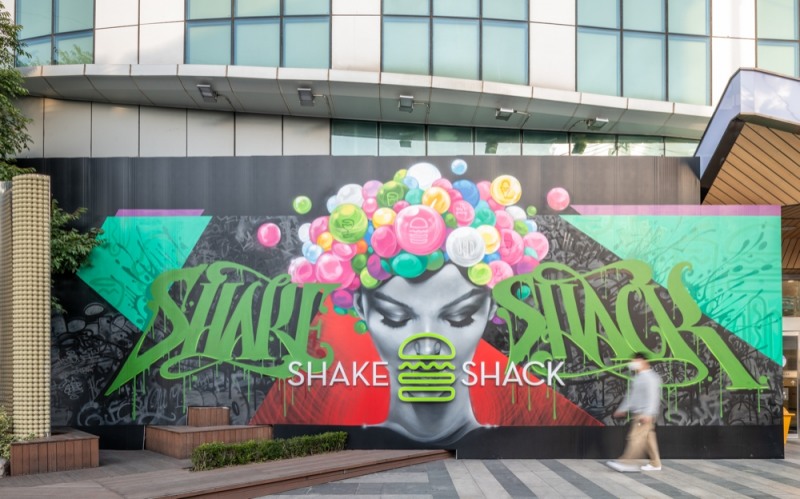 SPC그룹의 쉐이크쉑이 19번째 매장을 신림에 연다./사진제공=SPC그룹