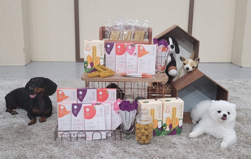 GS샵, 반려동물 간식 ‘로렌츠스틱’/사진제공=GS리테일