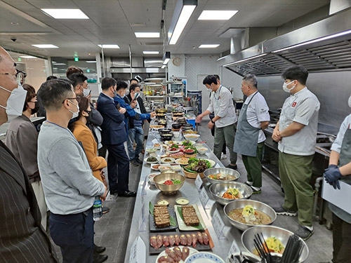 농협 한우프라자·더본코리아, 간담회와 메뉴 품평회 실시