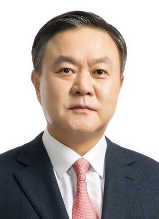 최영무 삼성화재 대표이사 사장이 삼성화재를 떠나 삼성경제연구소 사장을 맡게 된다./사진= 본사DB