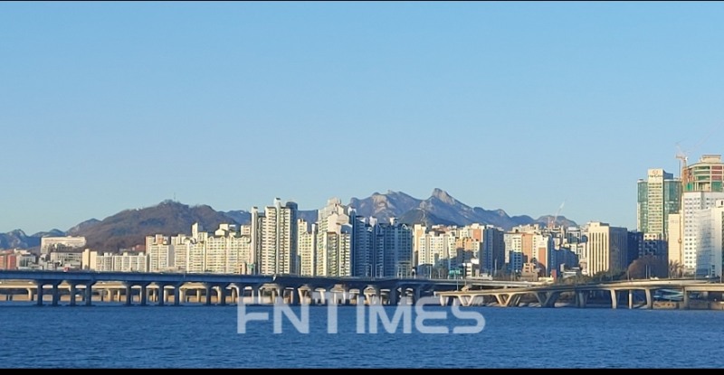 한강변 아파트 전경. / 사진=장호성 기자