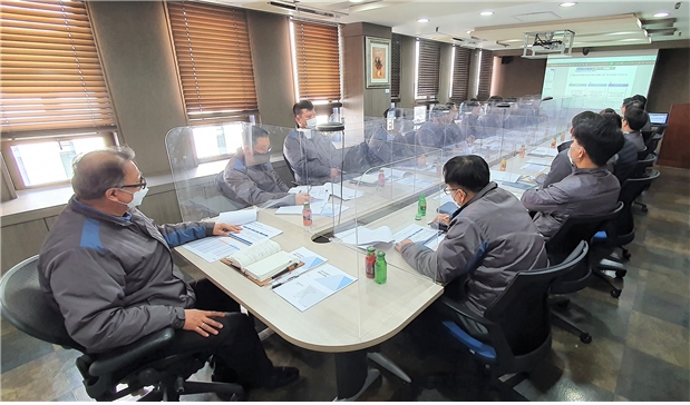 반도건설은 지난 17~18일 2일에 걸쳐 협력사 60여개사와 함께 ‘중대재해 예방, 동반성장 ESG 경영 및 세이프티 퍼스트(Safety First) 온택트 간담회’를 가졌다. / 사진제공=반도건설