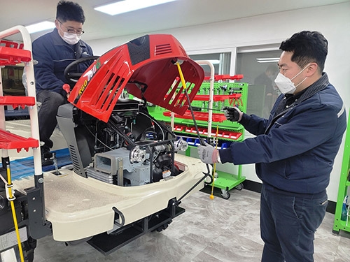 농협, 농기계 엔진오일 무상교환 및 안전점검 실시