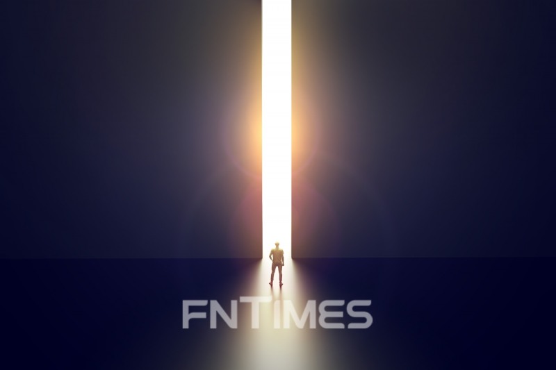 중‧저소득층 청년이 자산을 형성할 수 있도록 비과세 혜택에 저축 장려금을 지원하는 정책형 금융 상품 ‘청년희망적금’이 21일 출시됐다./사진=이미지투데이