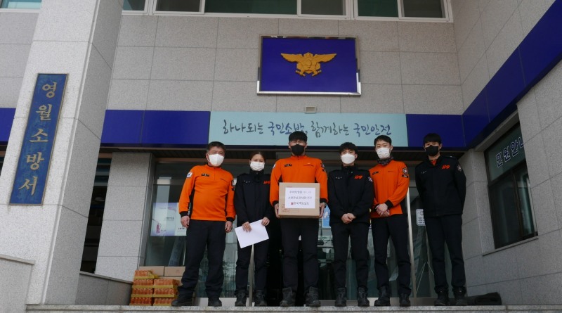 한국맥도날드가 강원 산불 지역 소방서에게 버거 800인분을 전달했다./사진제공=맥도날드