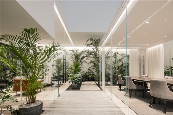 써밋 갤러리 1층 보타닉가든. / 사진제공=대우건설