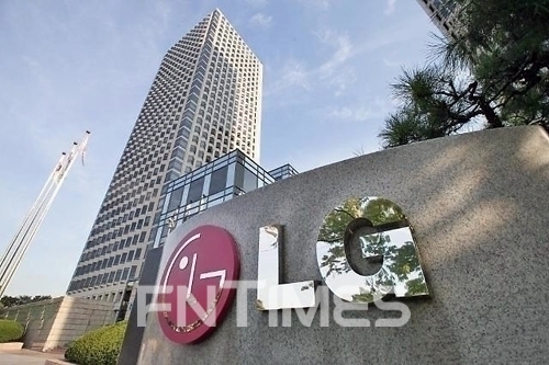 올해 1분기 역대 최대 실적을 거둔 LG전자(대표 조주완‧배두용)는 11일 유가증권시장(코스피)에서 전 거래일 대비 2.46% 증가한 12만5000원에 거래를 마감했다./사진=LG전자