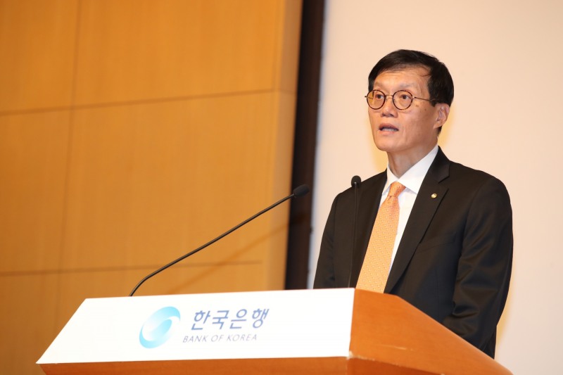 이창용 한국은행 총재가 21일 오후 서울 중구 부영태평빌딩에서 열린 취임식에서 취임사를 낭독하고 있다. / 사진제공= 한국은행(2022.04.21)