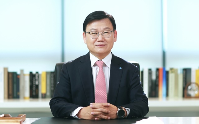 이원덕 우리은행장 “횡령 사고로 무너진 신뢰 다시 쌓아야…연관자 엄중 문책”