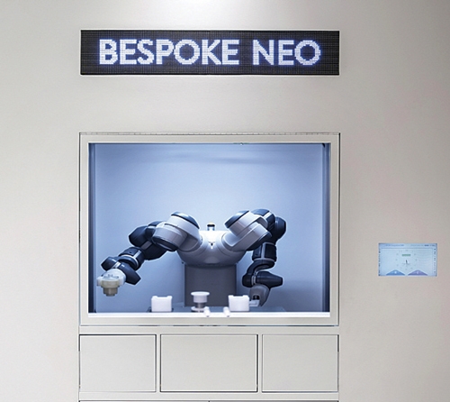 ▲ 라네즈 명동에서 볼 수 있는 비스포크 네오. 사진제공 = 아모레퍼시픽