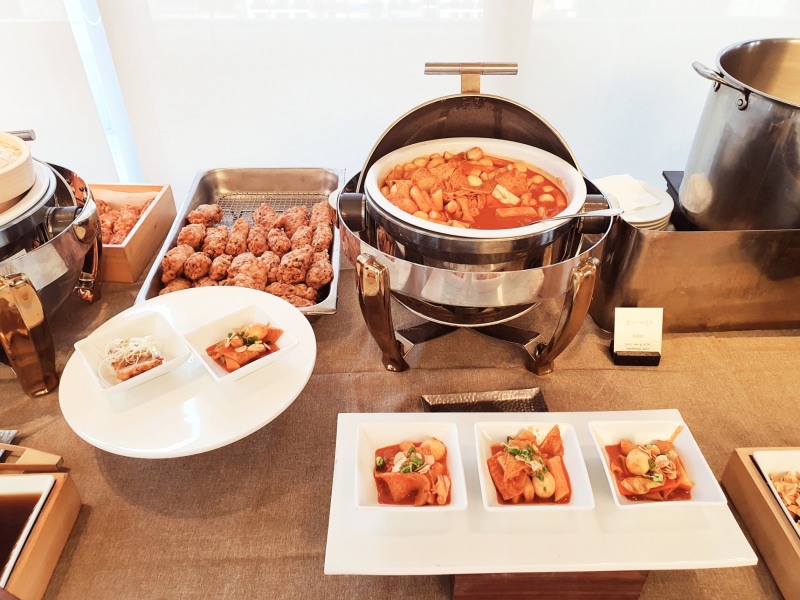 신라스테이 제주 ‘맛있는 제주만들기 시식 코너’./ 사진제공 = 호텔신라