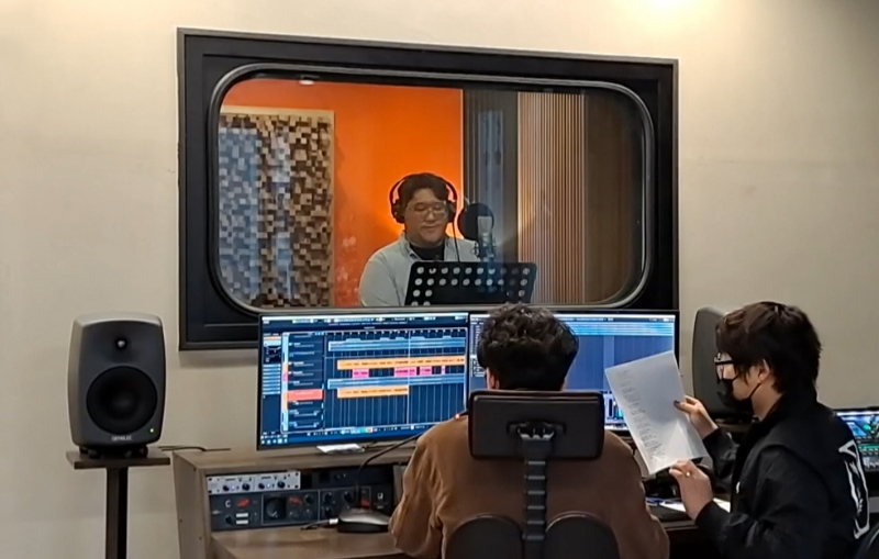 우리카드가 코로나 장기화와 동해안 산불피해의 어려움을 극복하기 위해 비대면 콘서트 ‘NU 그린콘서트’를 개최했다. /사진제공=우리카드