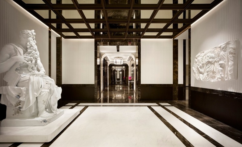 조선팰리스_다니엘 아샴 'Blue Calcite Eroded Moses'./ 사진제공 = 조선호텔앤리조트