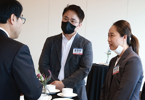 ▲ 최정환 나이스abc 대표, 이효진 에잇퍼센트 대표