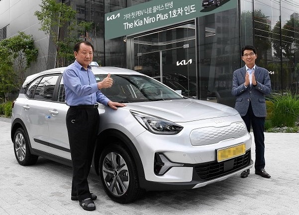 기아 니로 플러스 택시.