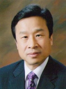 이충재 한국건설산업연구원장