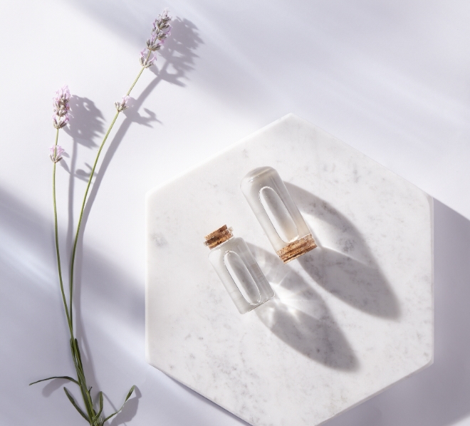 LG화학은 21일 바이오 원료를 적용한(Bio-balanced) 페놀(Phenol)과 아세톤(Acetone)을 첫 수출한다고 밝혔다. 사진=LG화학.