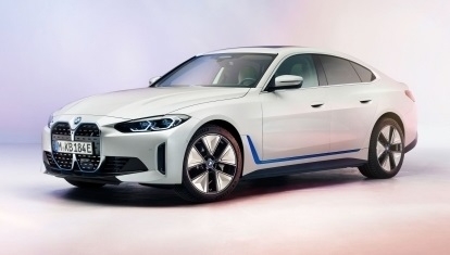 BMW i4.