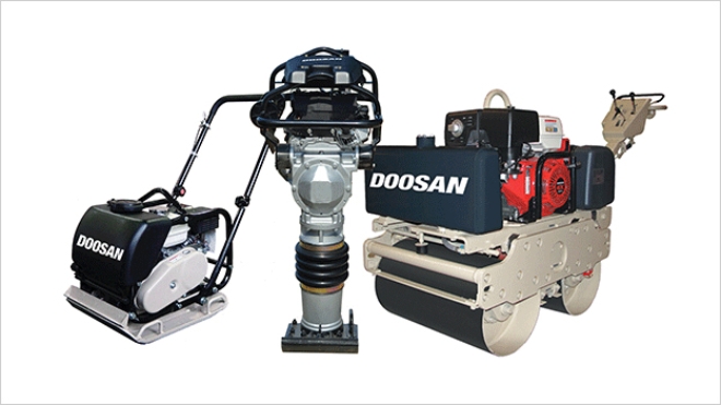 두산밥캣 전·후진 진동 콤팩터. 사진=두산밥캣 홈페이지.