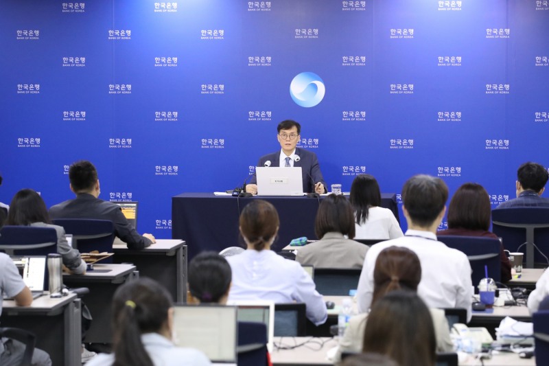 이창용 한국은행 총재가 25일 오전 서울 중구 한국은행에서 열린 통화정책방향 기자간담회에서 발언하고 있다. / 사진제공= 한국은행(2022.08.25)