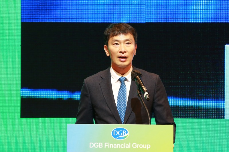 이복현 금융감독원장이 26일 DGB대구은행 제2본점에서 진행된 ‘디지털인재 양성 프로젝트 발대식’에 참석했다. /사진제공=금융감독원