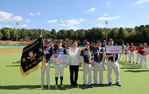 ▲ 왼쪽에서 세 번째 상호금융 조소행 대표