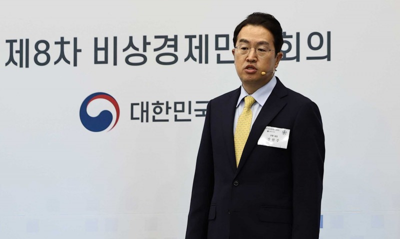 강한승 쿠팡 대표가 28일 광주 김대중컨벤션센터 과학기술정보통신부 주관 '대한민국 디지털 도약 전략 발표식'에서 자사 디지털 역량 활용 사례를 소개하고 있다./사진제공=쿠팡