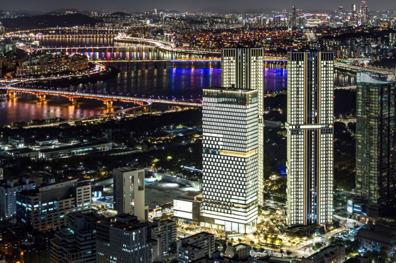 서울 성동구 성수동에 위치한 아크로 서울 포레스트 전경./ 사진제공=DL이앤씨