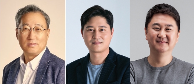 ▲(왼쪽부터)윤호영 카카오뱅크 대표, 신원근 카카오페이 대표, 이석우 두나무 대표./사진=각사
