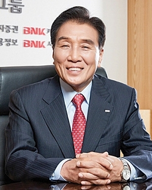 ▲ 사진 : 김지완 BNK금융지주 회장