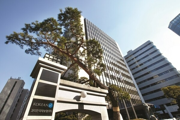 코리안리재보험이 삼성생명과 5000억원 규모의 공동재보험 계약을 체결했다./사진=코리안리재보험