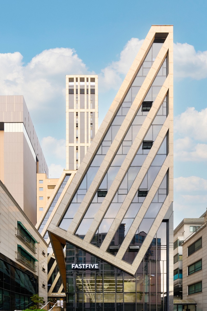 패스트파이브 학동점 전경