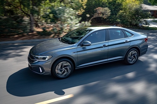 폭스바겐 제타.