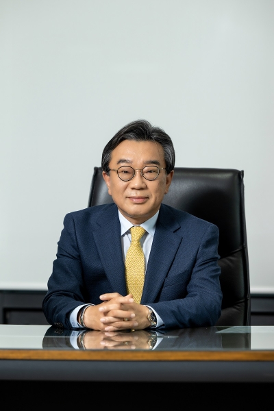 백종훈 금호석유화학 대표이사.