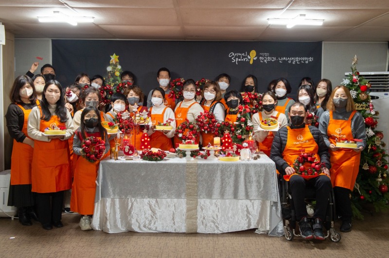 한화생명이 임직원의 재능을 사회에 기부하는 ‘프로보노(ProBono)’형 봉사활동을 전개한다. 한화생명은 재능을 가진 전문봉사단을 포함한 임직원 200명이 참여하는 릴레이 자원봉사를 12일~16일까지 펼쳤다./사진=한화생명