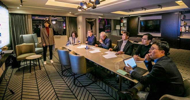 SK이노베이션 사외이사들이 CES 현장워크숍에 참석한 모습. 제공=SK이노.