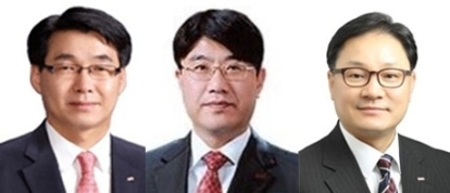 왼쪽부터 강상길 부산은행 부행장, 방성빈 전임 BNK금융 전무, 정성재 BNK금융 전무(회장 일시대표). / 사진제공=BNK금융